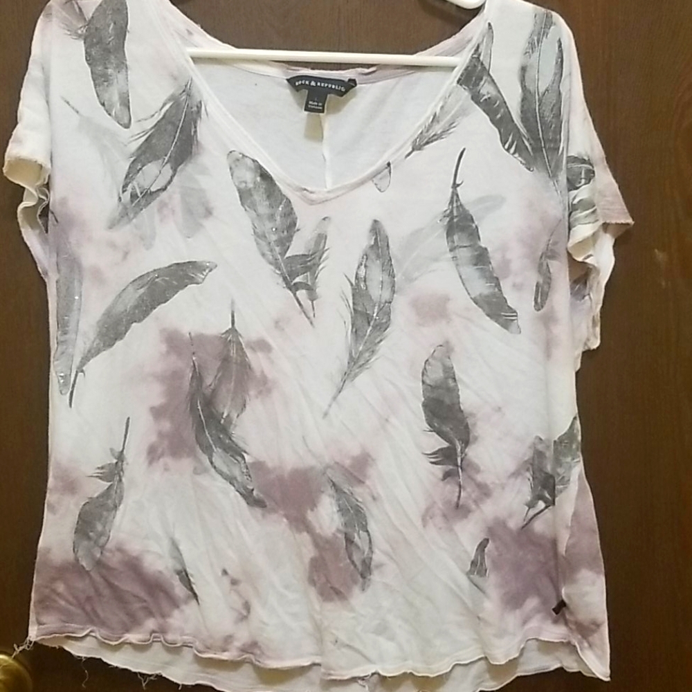 Rock & Republic feather tee